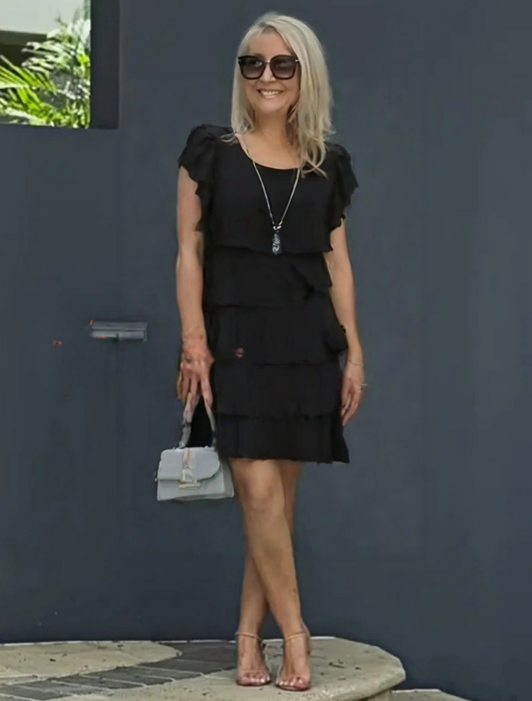 Women's Tiered Ruffle Short Sleeve Round Neck Midi Dress