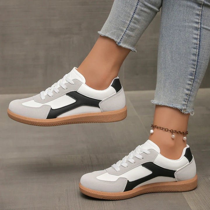 Women's Colour Block Lace-Up Retro Flat Trainers Gum Sole