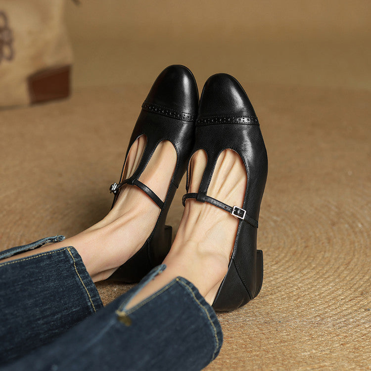 Women's Genuine Leather Buckle Strap Brogue Detail Shoe