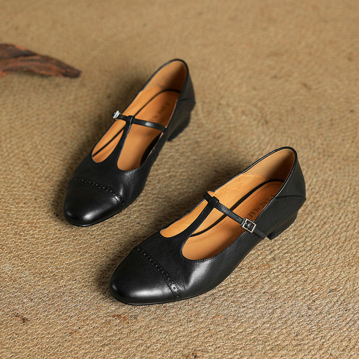 Women's Genuine Leather Buckle Strap Brogue Detail Shoe