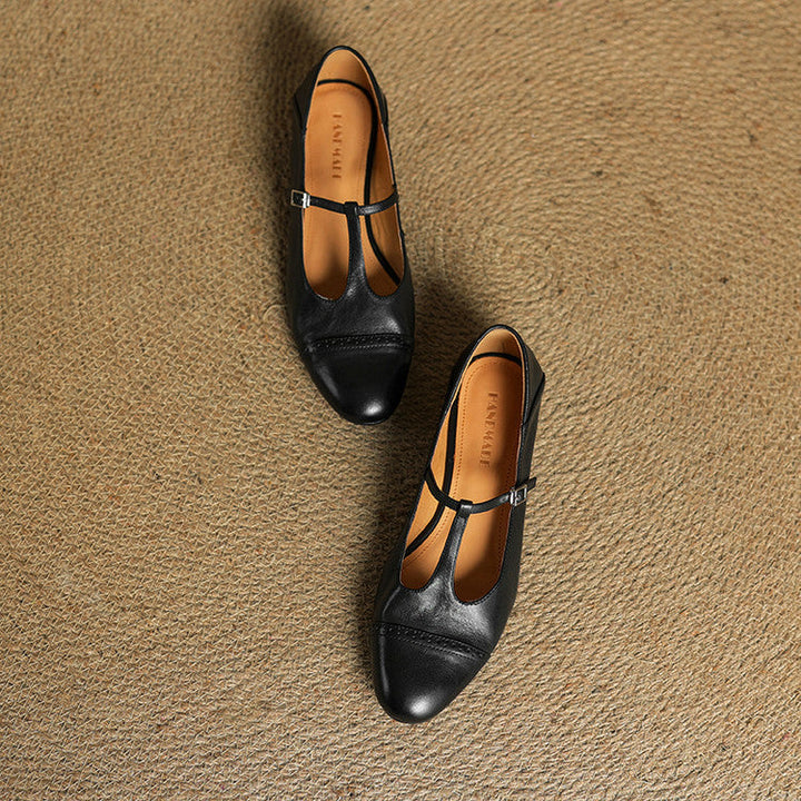 Women's Genuine Leather Buckle Strap Brogue Detail Shoe