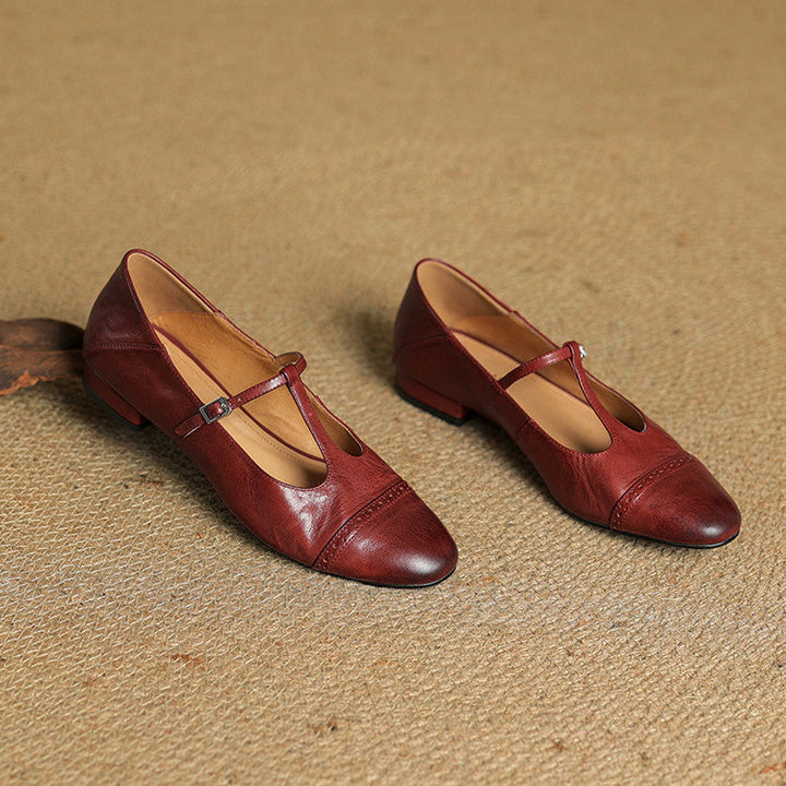 Women's Genuine Leather Buckle Strap Brogue Detail Shoe