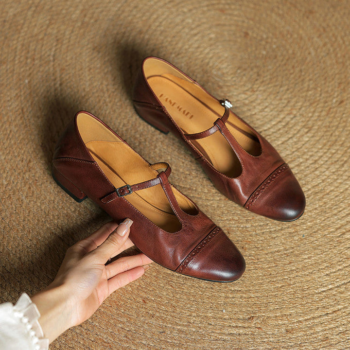 Women's Genuine Leather Buckle Strap Brogue Detail Shoe