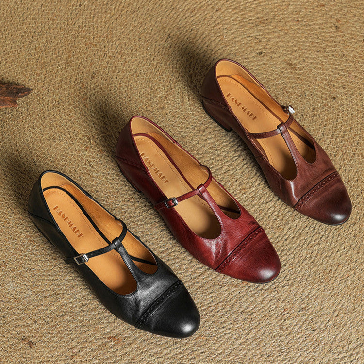 Women's Genuine Leather Buckle Strap Brogue Detail Shoe