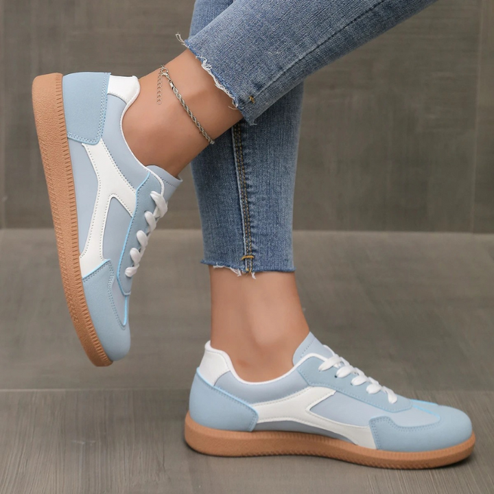 Women's Colour Block Lace-Up Retro Flat Trainers Gum Sole