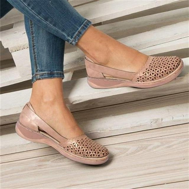 Women's Wide Fit Bunion Shoes Cutout Slip-On Shoes