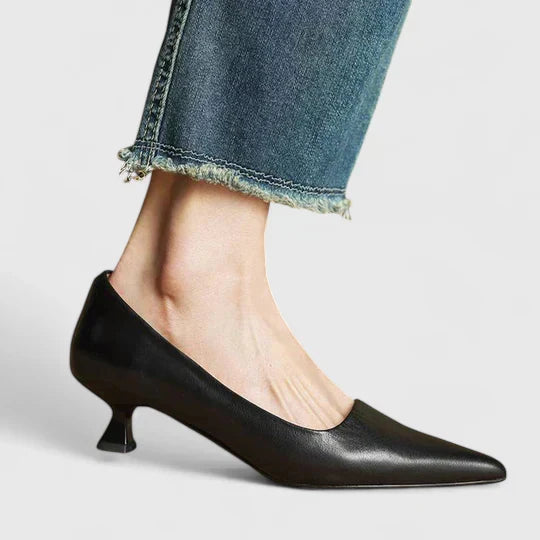 Women's Genuine Leather Kitten Heel Pointed Toe Pumps