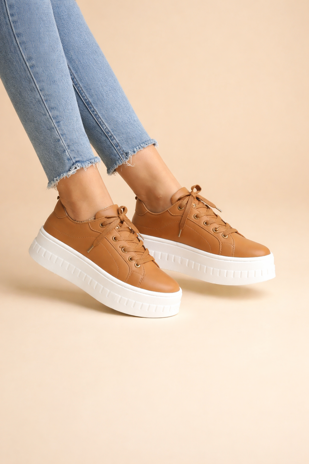 Women's Lace-Up Faux Leather Chunky Platform Shoes